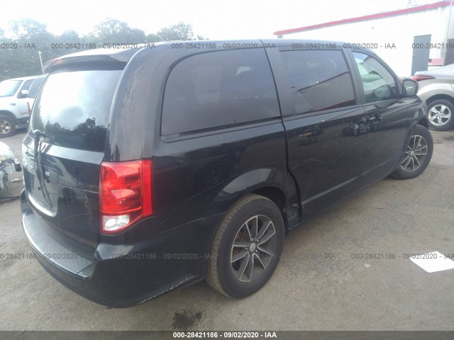 Photo 3 VIN: 2C4RDGBG2JR161083 - DODGE GRAND CARAVAN 