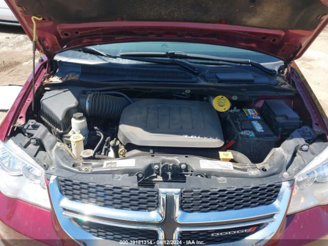 Photo 9 VIN: 2C4RDGBG2JR180913 - DODGE GRAND CARAVAN 