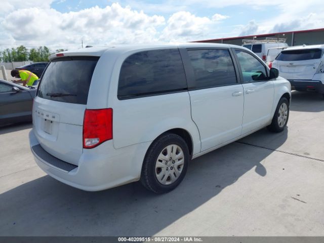 Photo 3 VIN: 2C4RDGBG2JR180975 - DODGE GRAND CARAVAN 