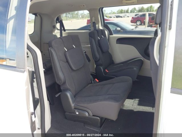 Photo 7 VIN: 2C4RDGBG2JR180975 - DODGE GRAND CARAVAN 