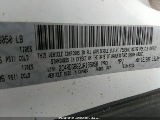 Photo 8 VIN: 2C4RDGBG2JR185058 - DODGE GRAND CARAVAN 