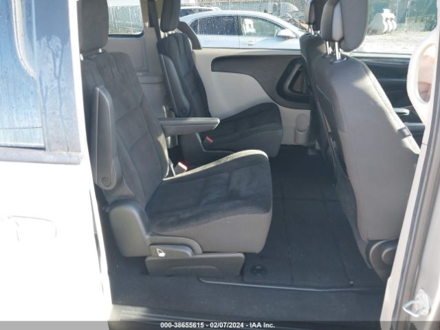 Photo 7 VIN: 2C4RDGBG2JR224859 - DODGE GRAND CARAVAN 