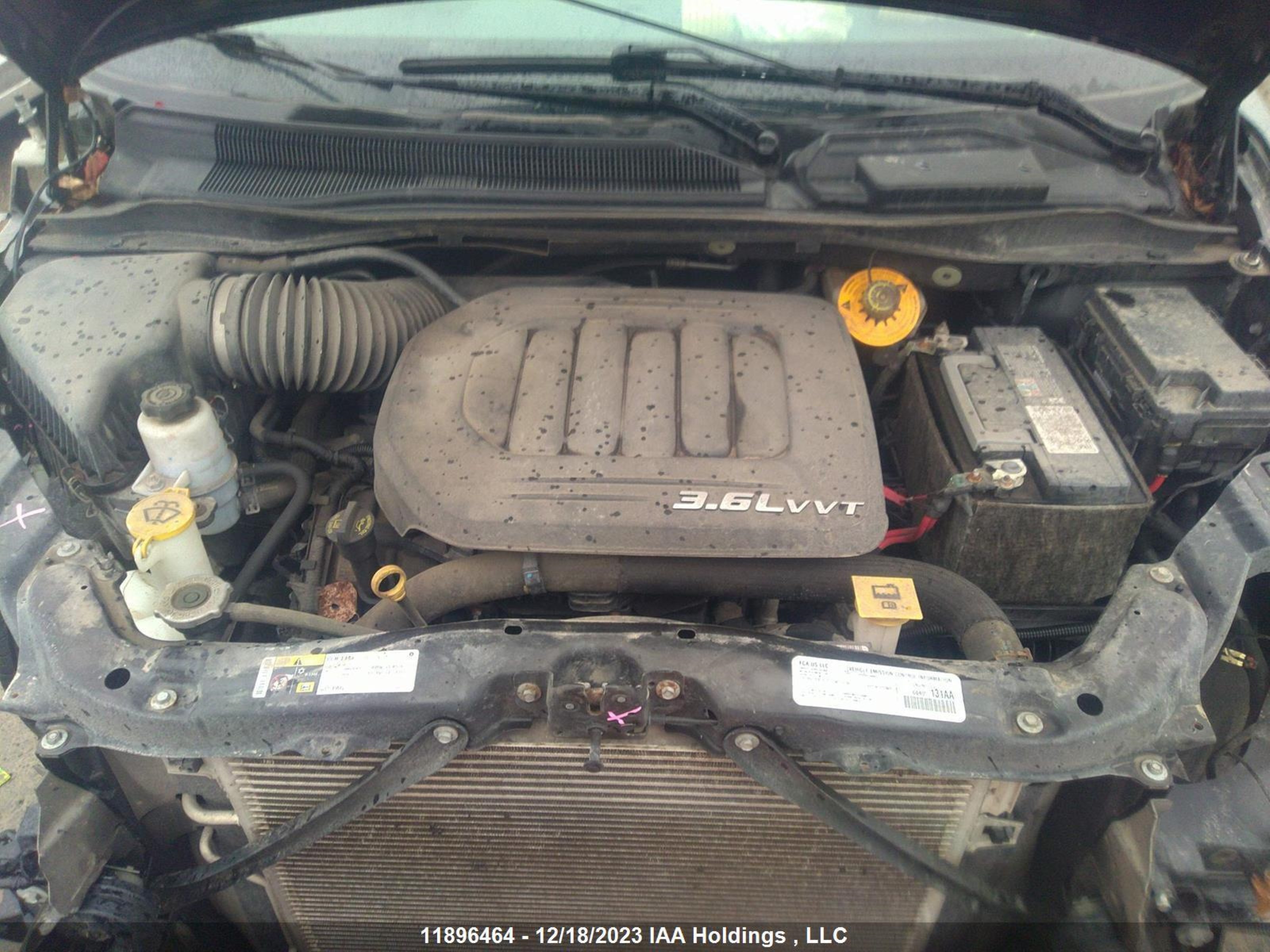 Photo 9 VIN: 2C4RDGBG2JR285922 - DODGE CARAVAN 