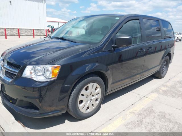 Photo 1 VIN: 2C4RDGBG2JR288657 - DODGE GRAND CARAVAN 