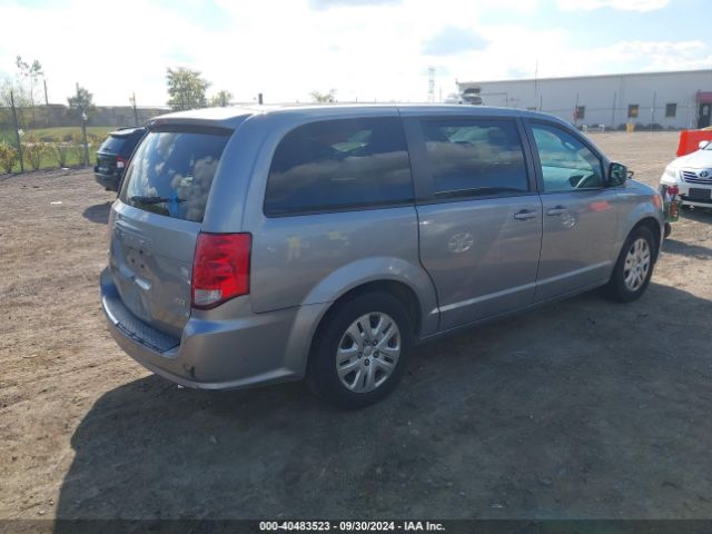 Photo 3 VIN: 2C4RDGBG2JR340269 - DODGE GRAND CARAVAN 