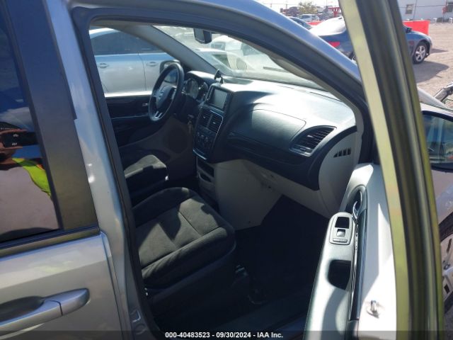 Photo 4 VIN: 2C4RDGBG2JR340269 - DODGE GRAND CARAVAN 