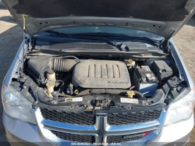 Photo 9 VIN: 2C4RDGBG2JR340269 - DODGE GRAND CARAVAN 