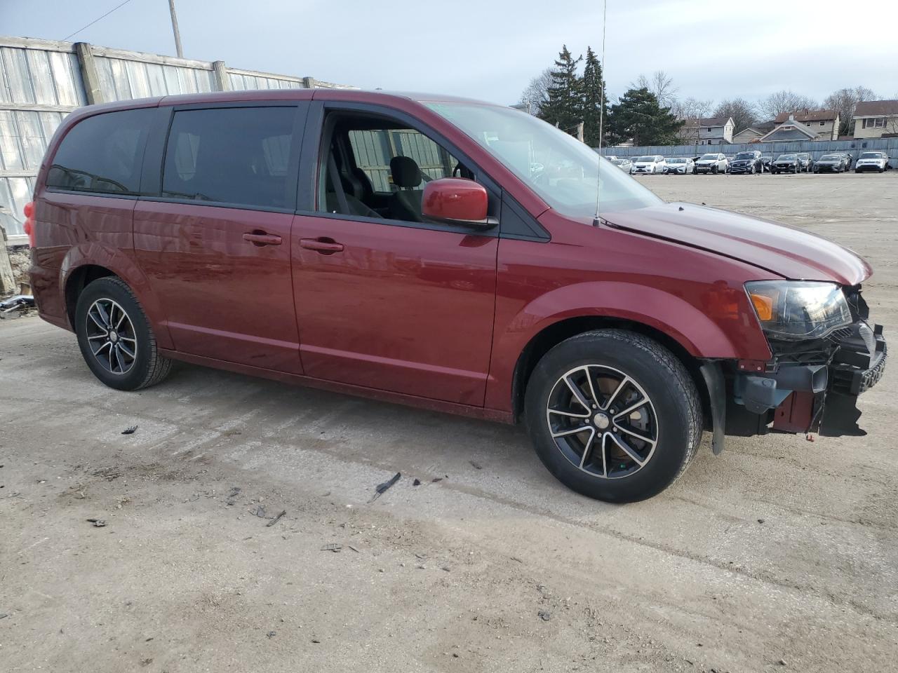 Photo 3 VIN: 2C4RDGBG2KR503343 - DODGE CARAVAN 