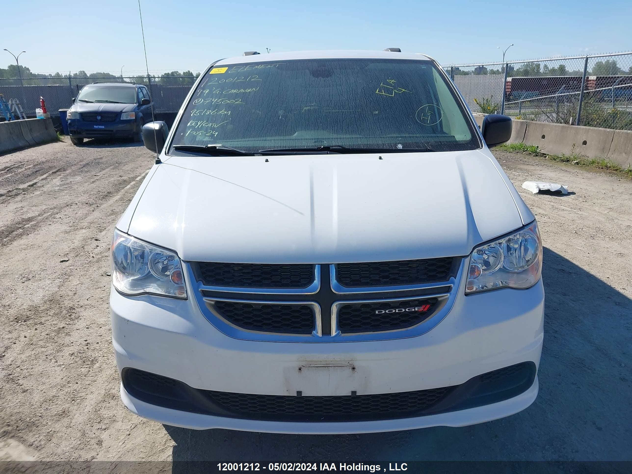 Photo 12 VIN: 2C4RDGBG2KR745002 - DODGE CARAVAN 