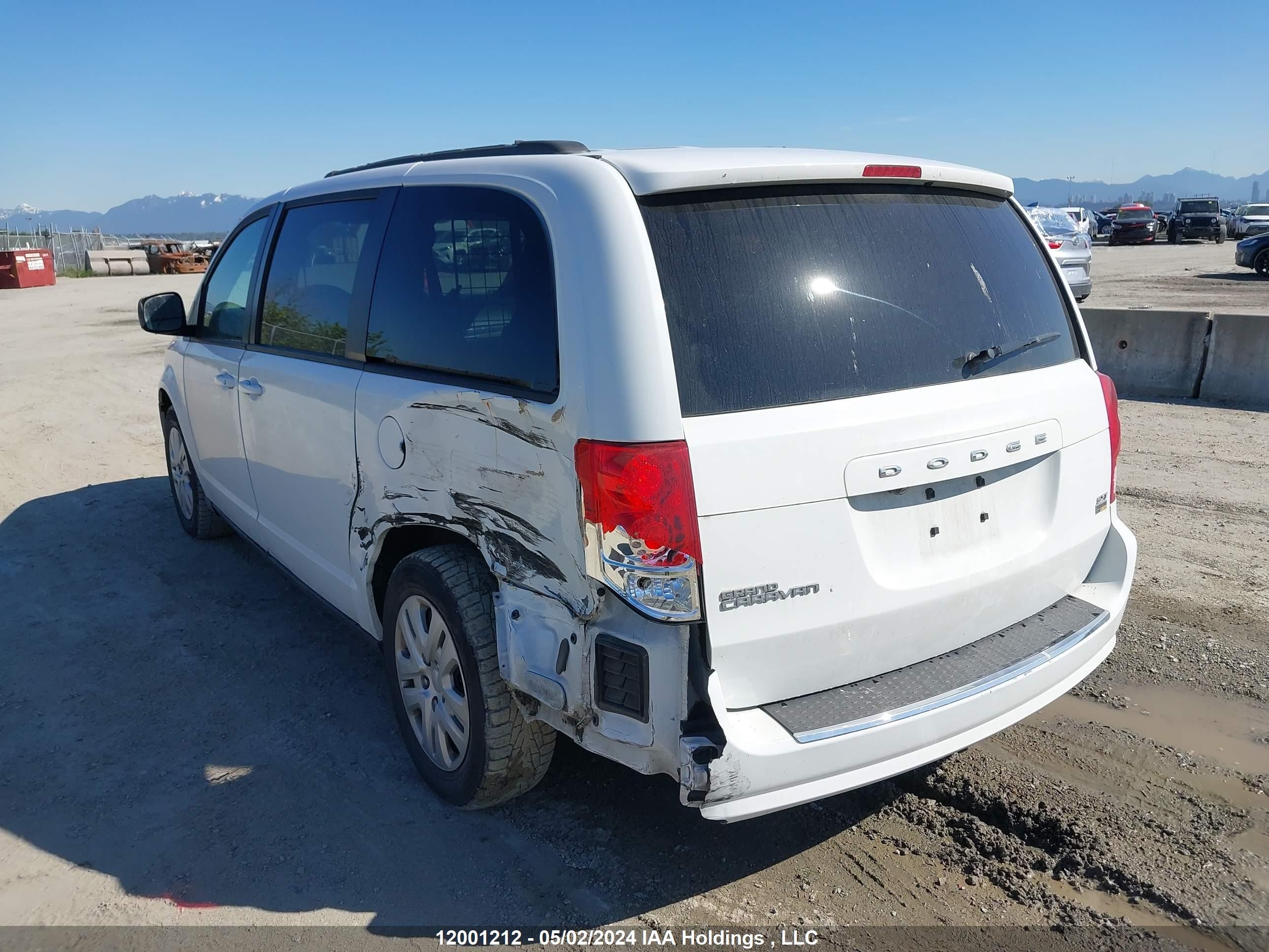 Photo 2 VIN: 2C4RDGBG2KR745002 - DODGE CARAVAN 