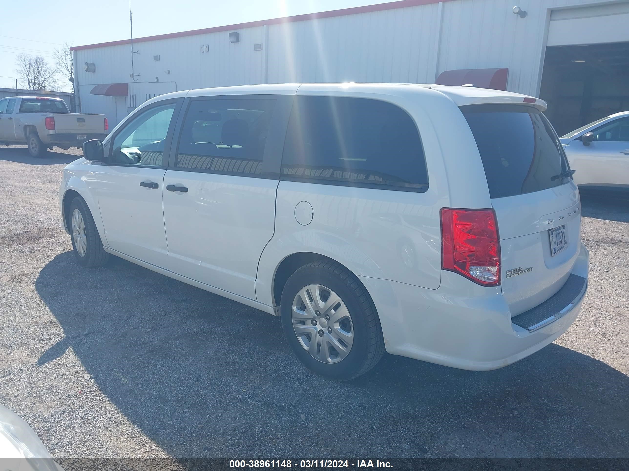 Photo 2 VIN: 2C4RDGBG2LR217994 - DODGE CARAVAN 