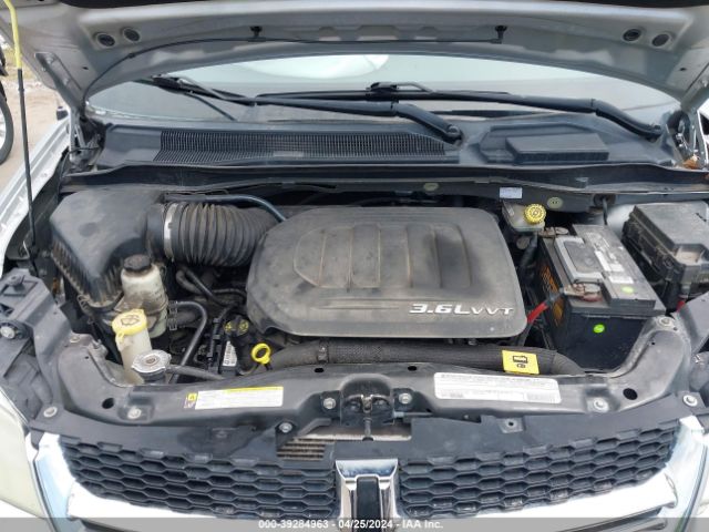 Photo 9 VIN: 2C4RDGBG3CR217759 - DODGE GRAND CARAVAN 