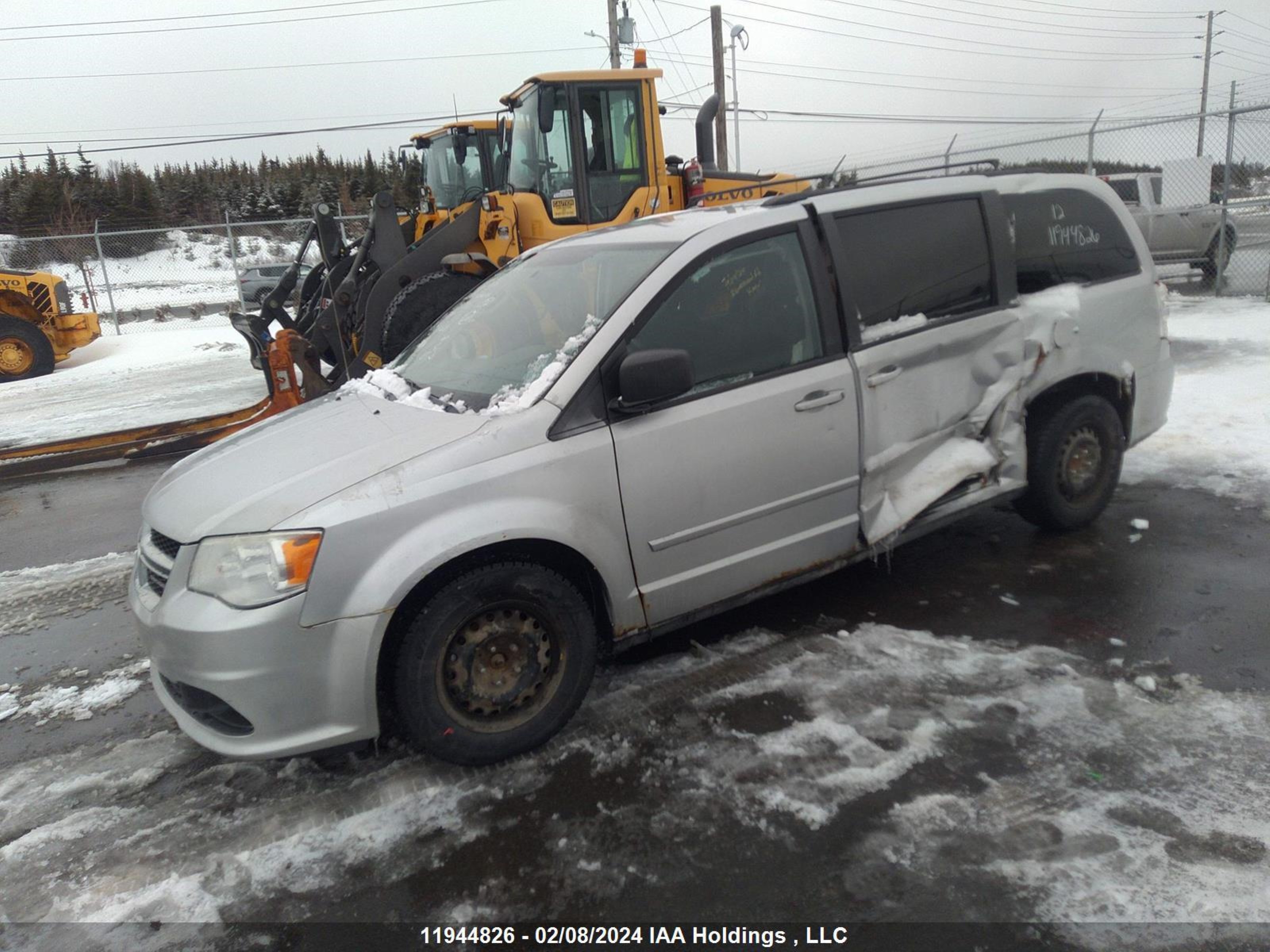 Photo 1 VIN: 2C4RDGBG3CR284880 - DODGE CARAVAN 