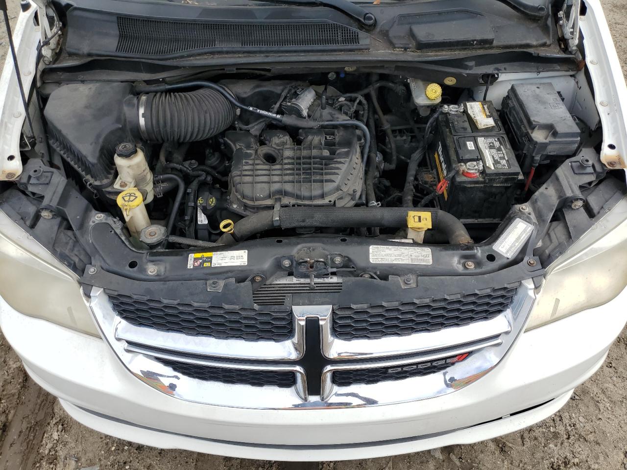 Photo 11 VIN: 2C4RDGBG3DR506190 - DODGE CARAVAN 