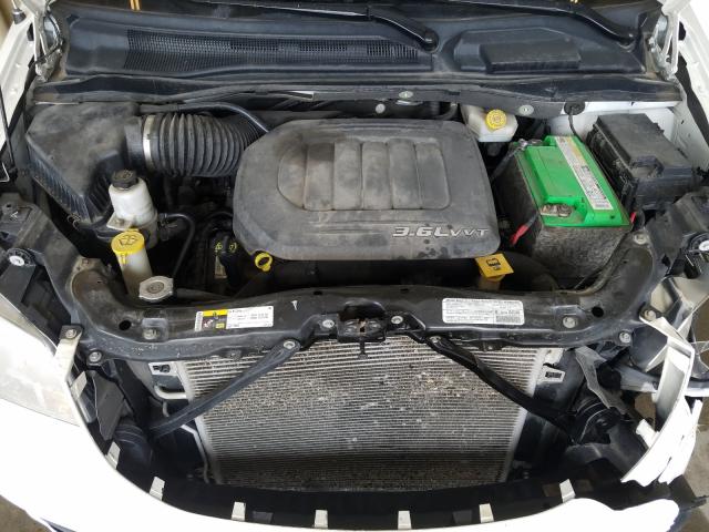 Photo 6 VIN: 2C4RDGBG3DR567006 - DODGE GRAND CARA 