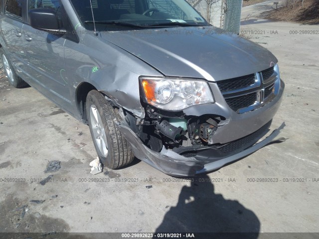 Photo 5 VIN: 2C4RDGBG3DR600182 - DODGE GRAND CARAVAN 