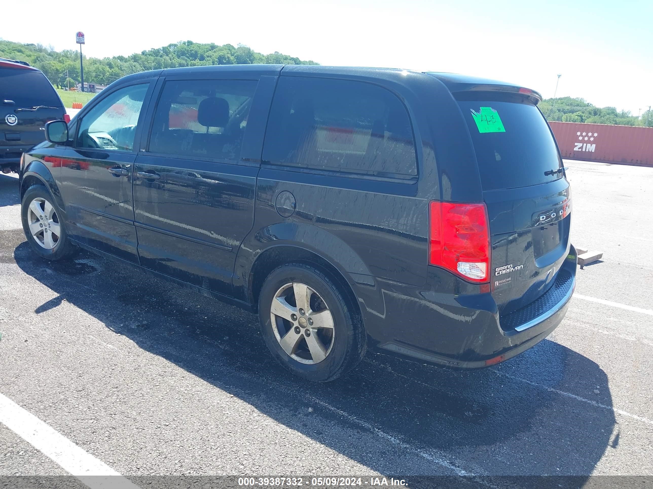 Photo 2 VIN: 2C4RDGBG3DR628922 - DODGE CARAVAN 