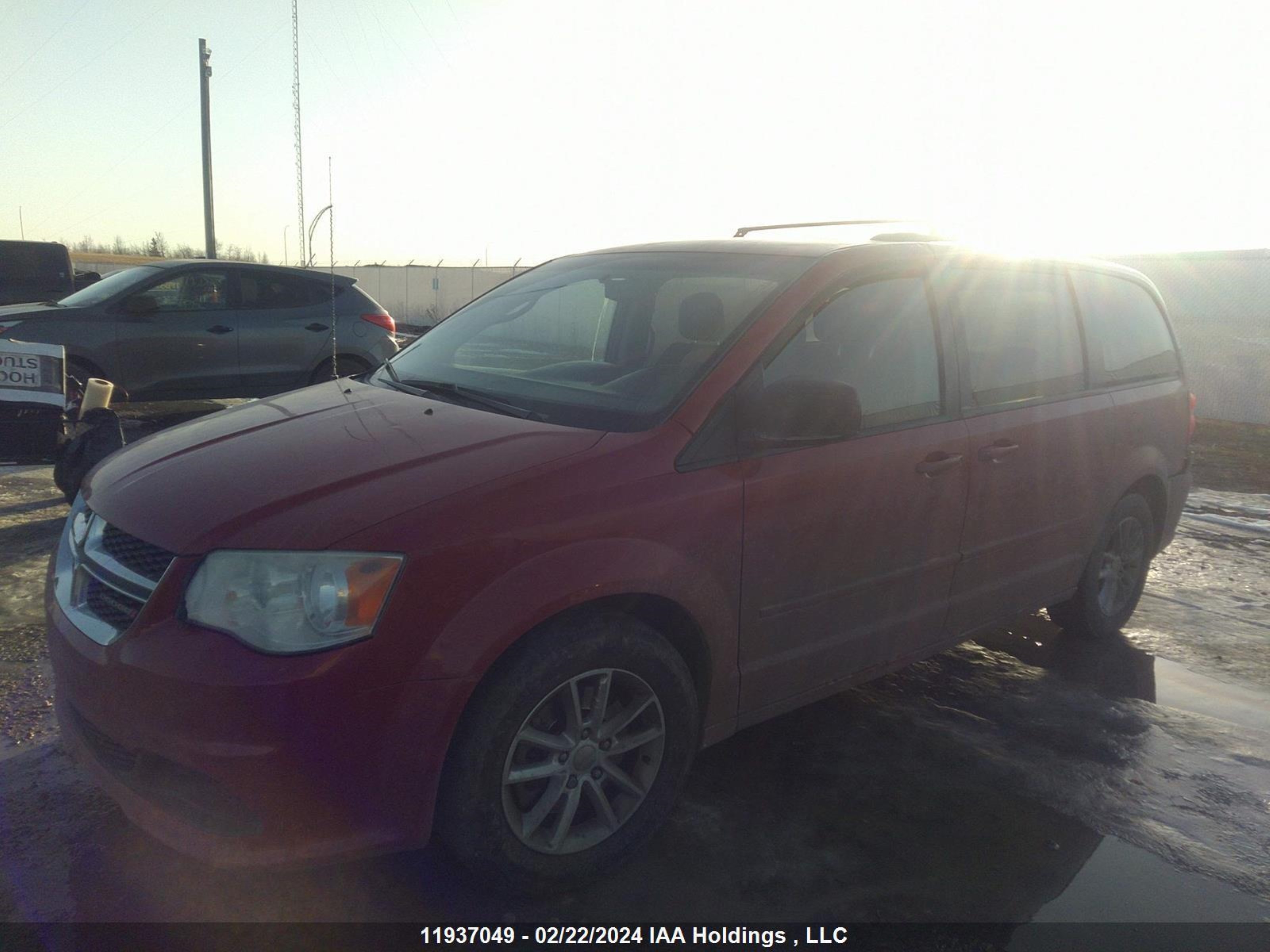 Photo 1 VIN: 2C4RDGBG3DR666294 - DODGE CARAVAN 