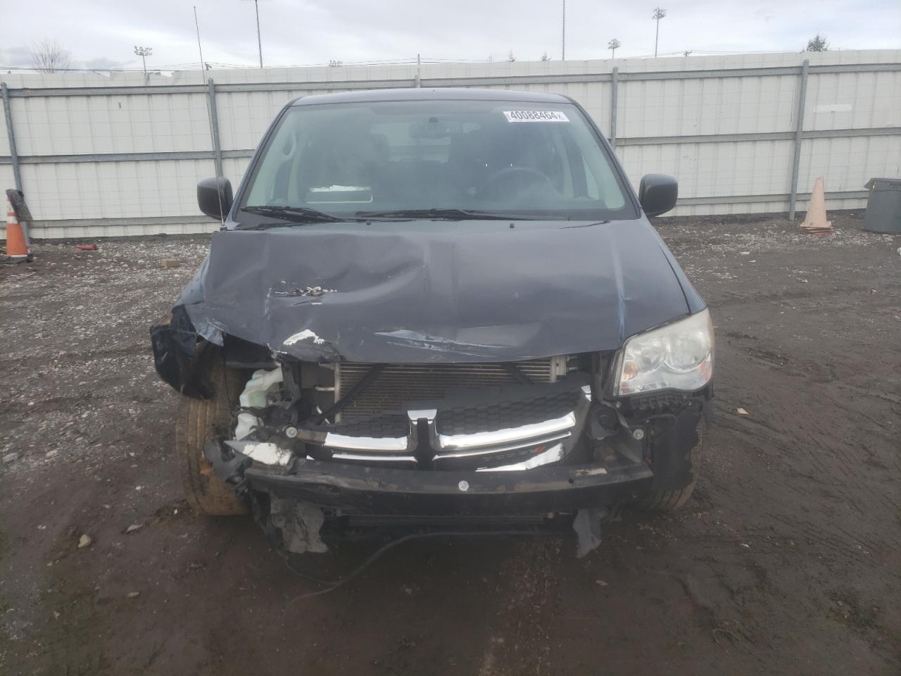 Photo 4 VIN: 2C4RDGBG3DR746288 - DODGE CARAVAN 