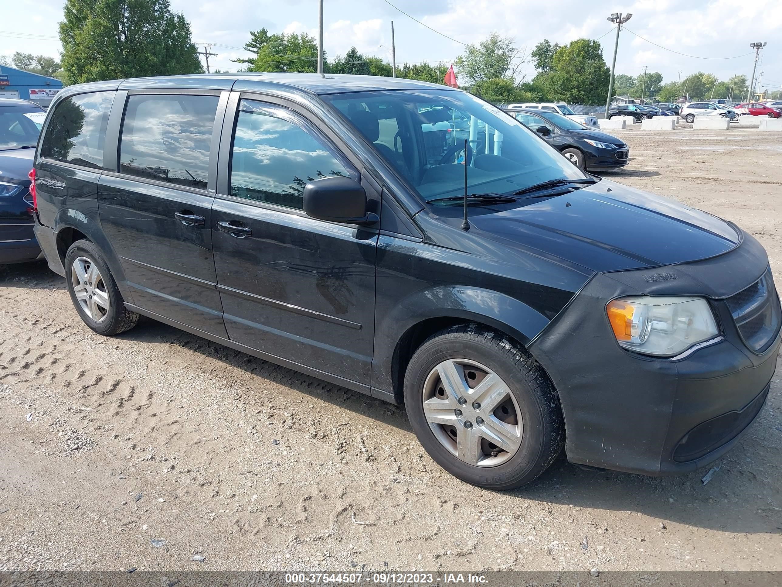 Photo 12 VIN: 2C4RDGBG3DR766198 - DODGE CARAVAN 