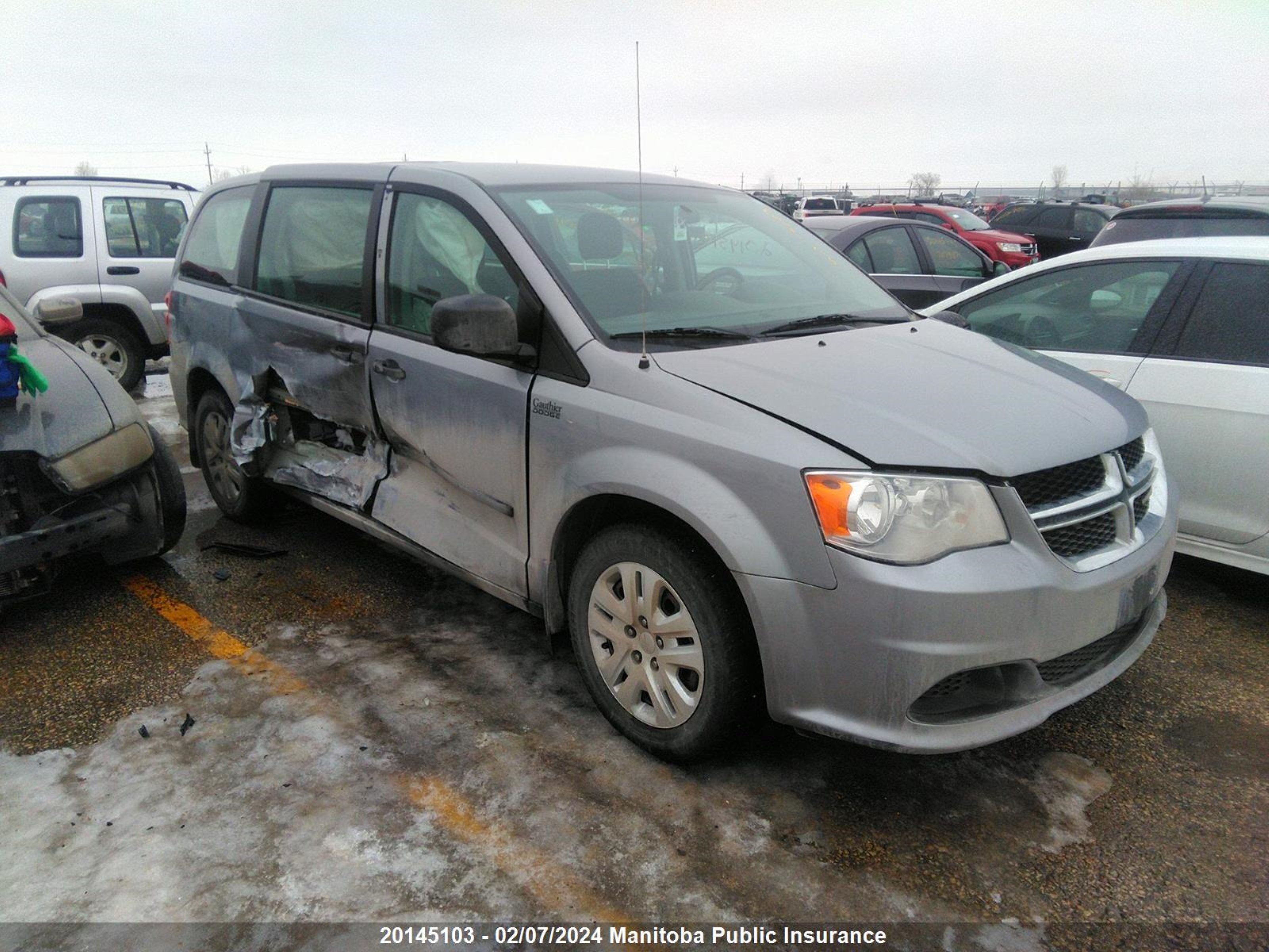 Photo 0 VIN: 2C4RDGBG3DR820891 - DODGE CARAVAN 