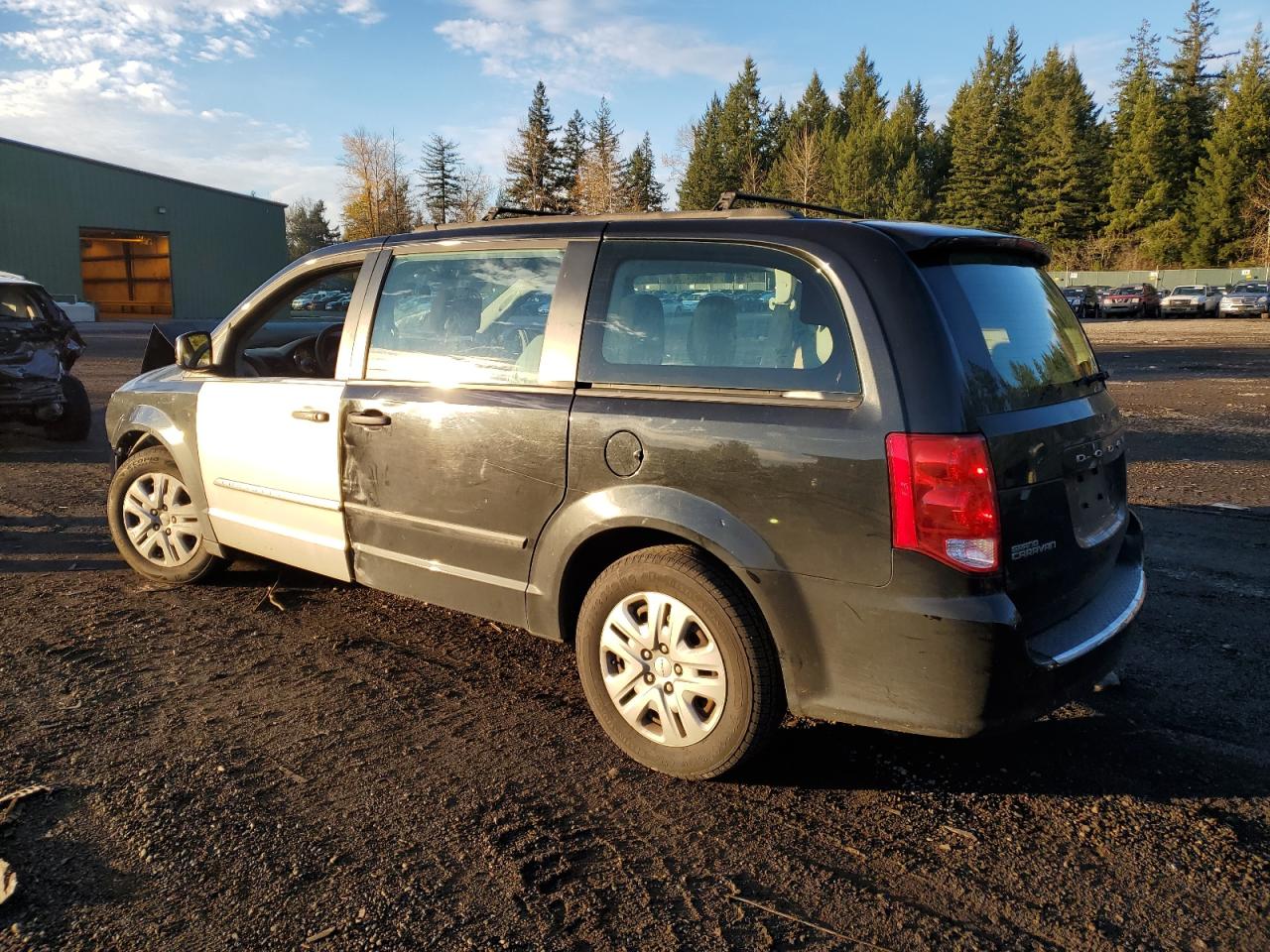 Photo 1 VIN: 2C4RDGBG3ER166475 - DODGE CARAVAN 