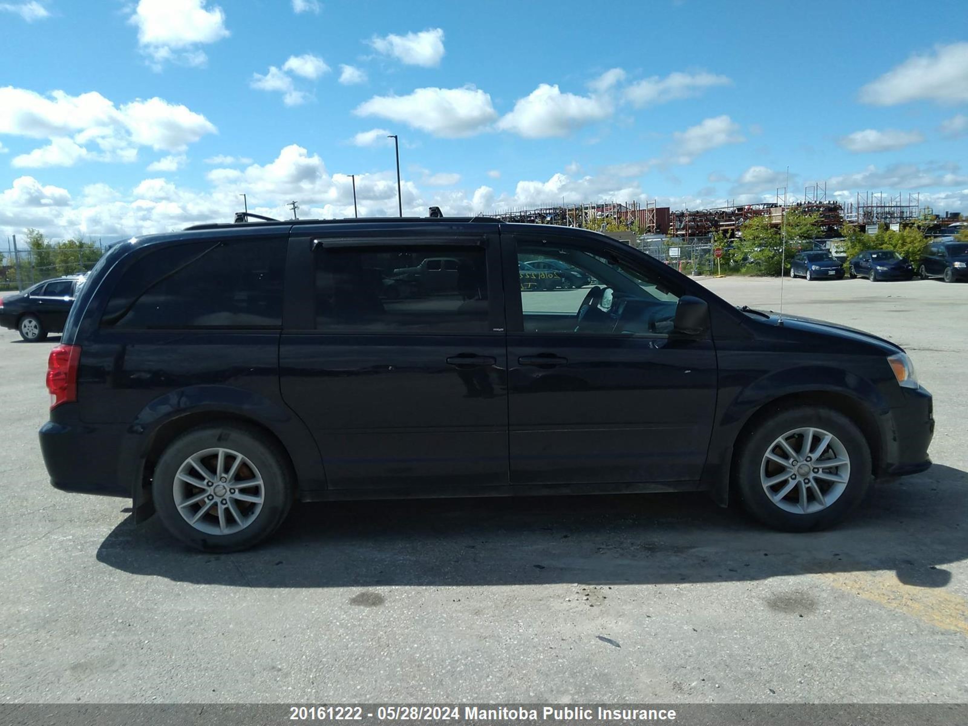 Photo 12 VIN: 2C4RDGBG3ER184832 - DODGE CARAVAN 