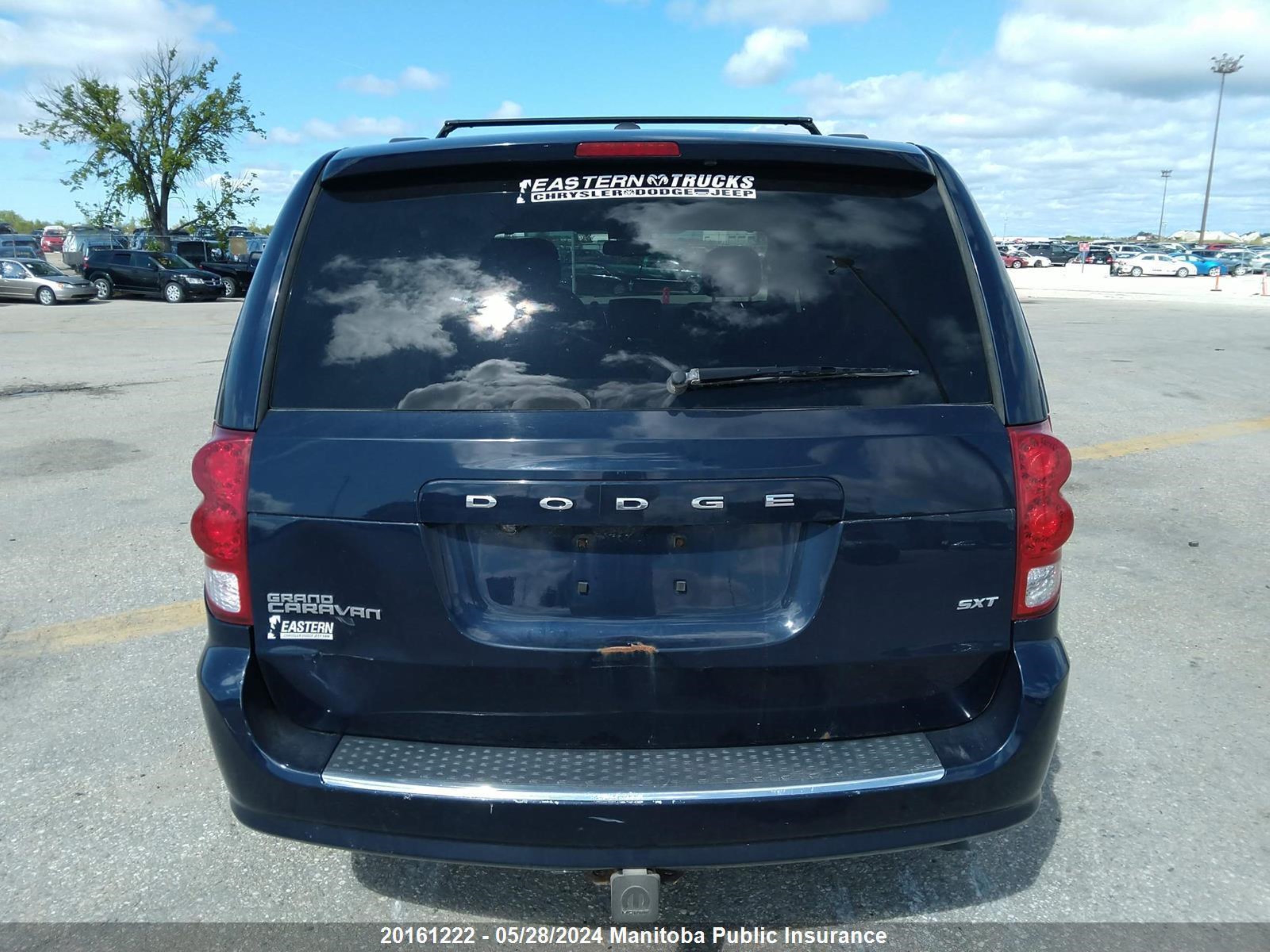 Photo 15 VIN: 2C4RDGBG3ER184832 - DODGE CARAVAN 