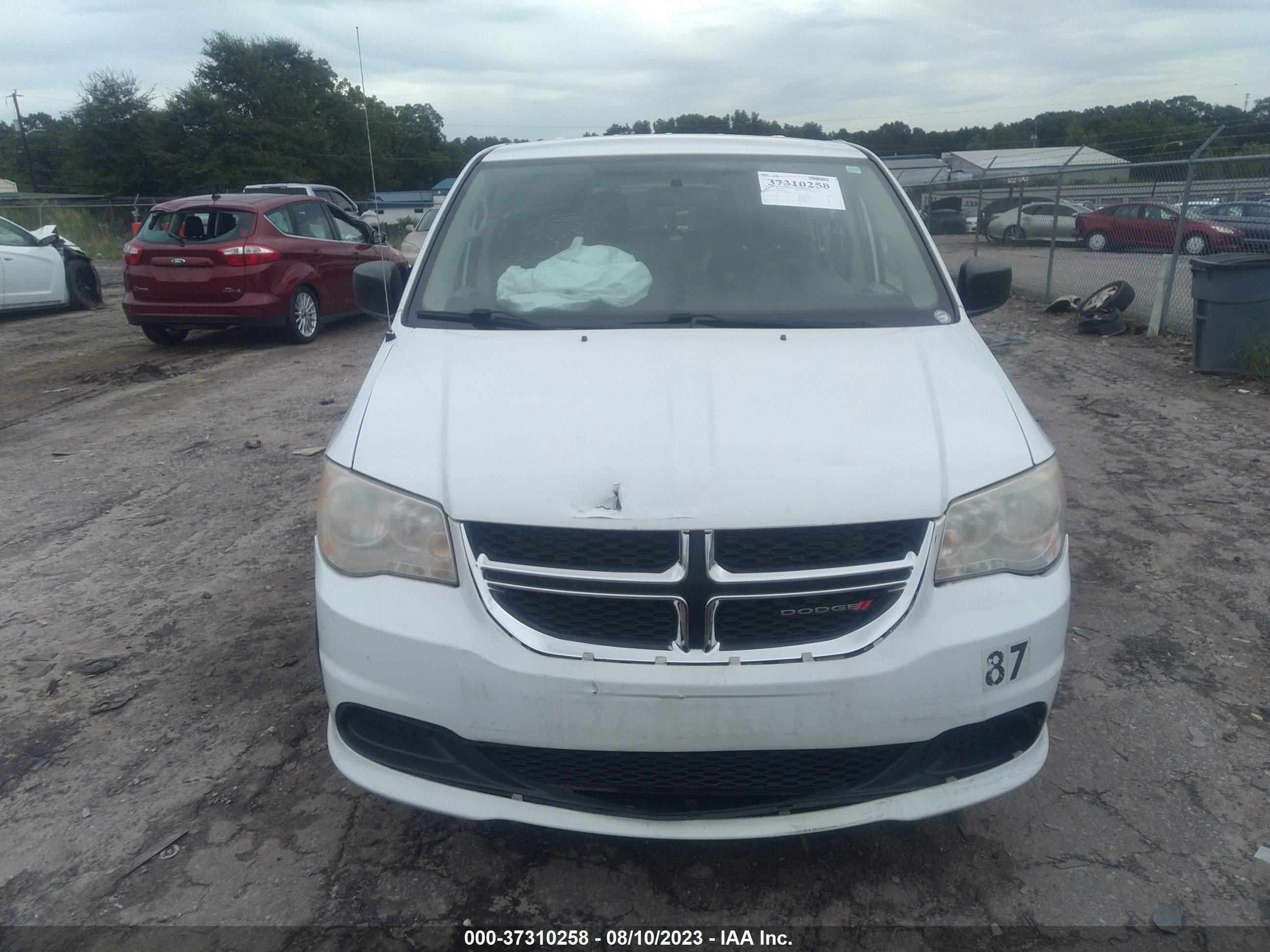 Photo 11 VIN: 2C4RDGBG3ER433100 - DODGE CARAVAN 