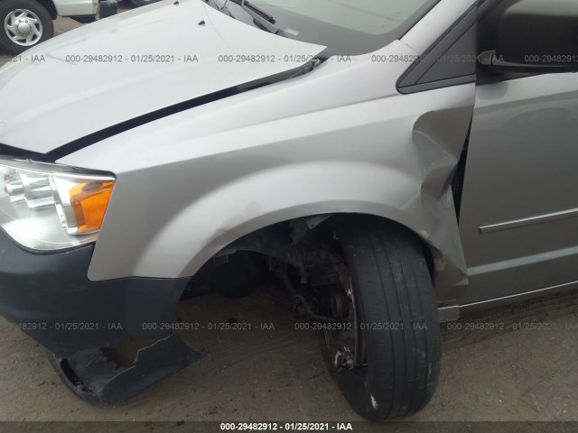 Photo 5 VIN: 2C4RDGBG3FR533182 - DODGE GRAND CARAVAN 