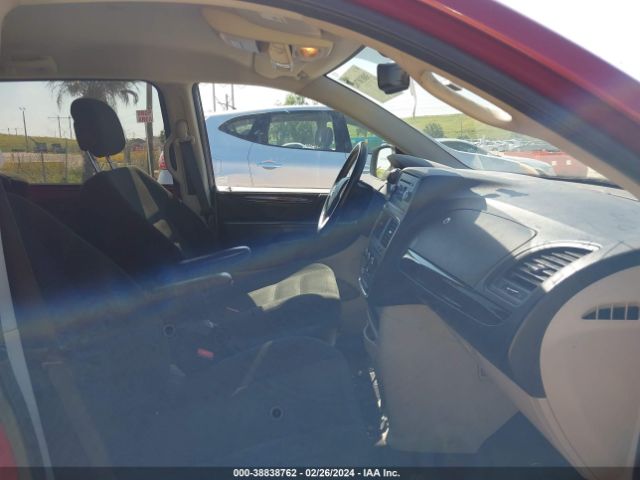 Photo 4 VIN: 2C4RDGBG3FR687777 - DODGE GRAND CARAVAN 