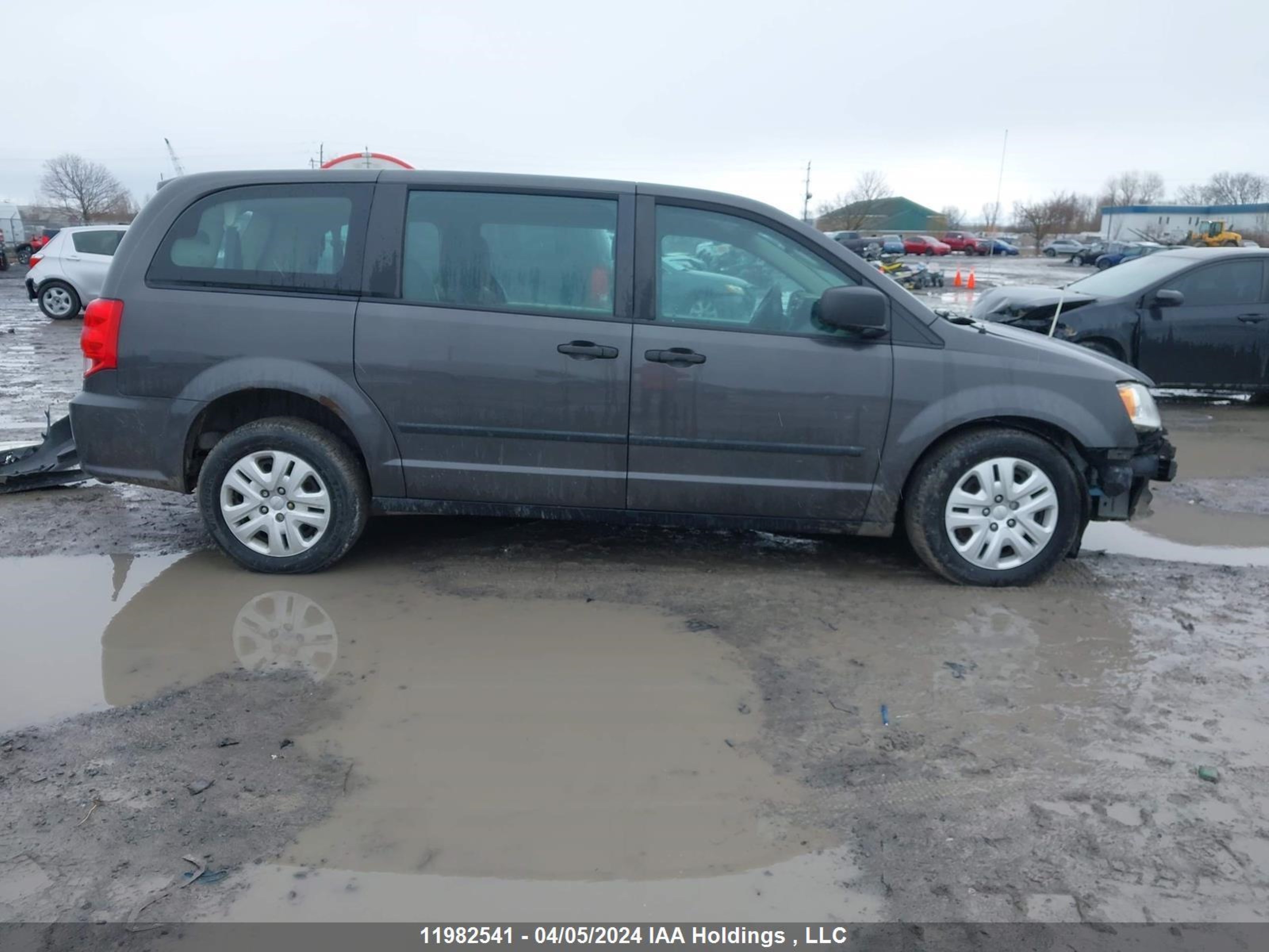 Photo 12 VIN: 2C4RDGBG3FR690937 - DODGE CARAVAN 