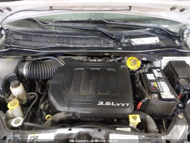 Photo 9 VIN: 2C4RDGBG3FR719093 - DODGE GRAND CARAVAN 