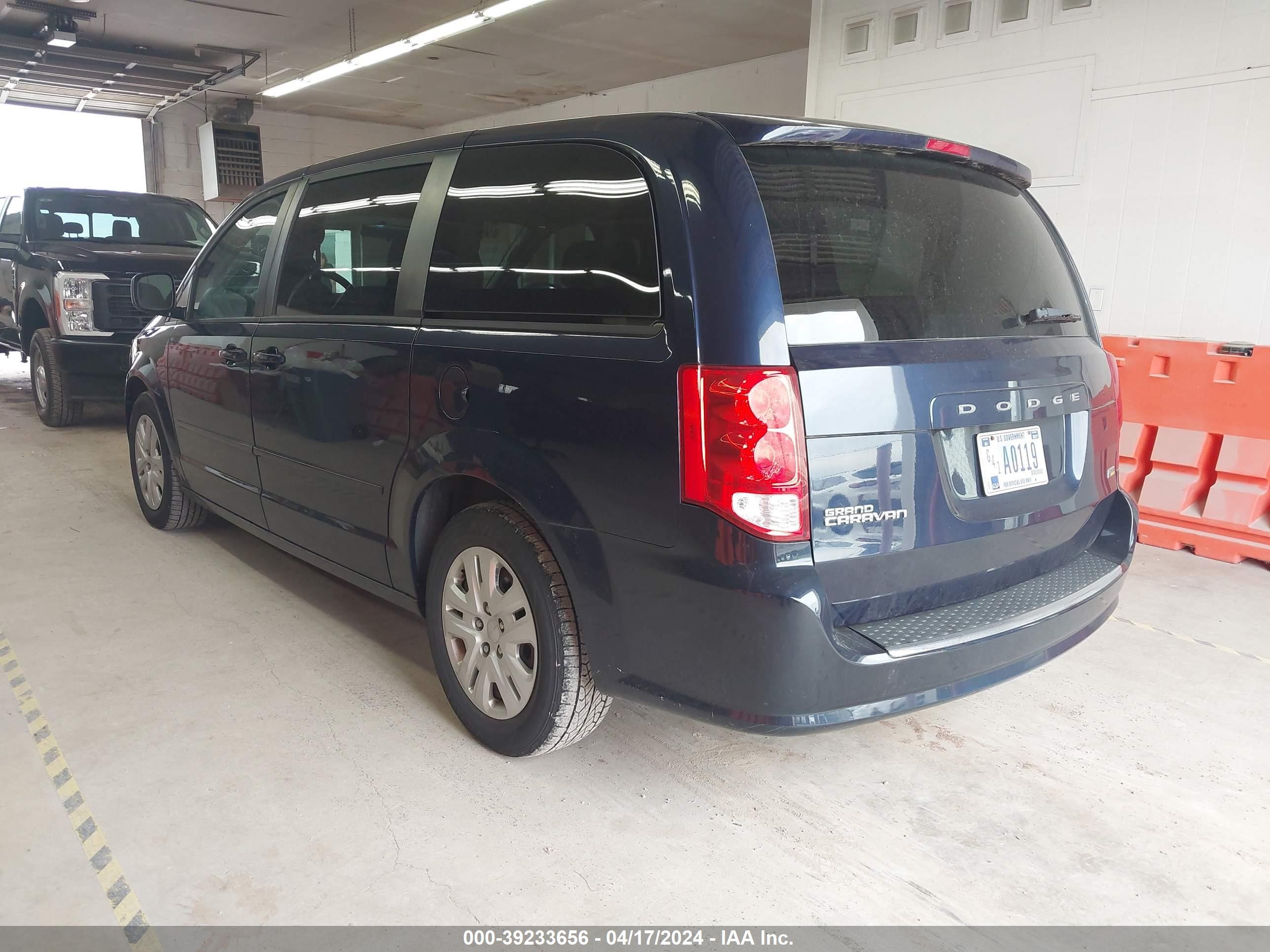 Photo 2 VIN: 2C4RDGBG3GR114489 - DODGE CARAVAN 