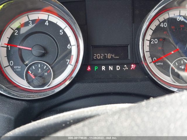 Photo 6 VIN: 2C4RDGBG3GR379493 - DODGE GRAND CARAVAN 