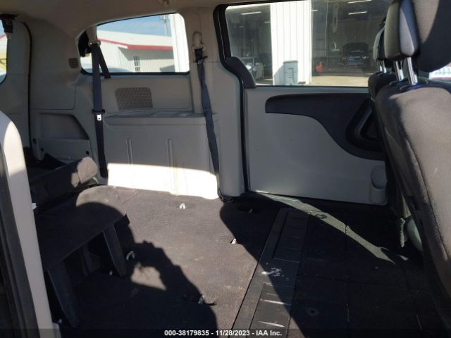 Photo 7 VIN: 2C4RDGBG3GR379493 - DODGE GRAND CARAVAN 