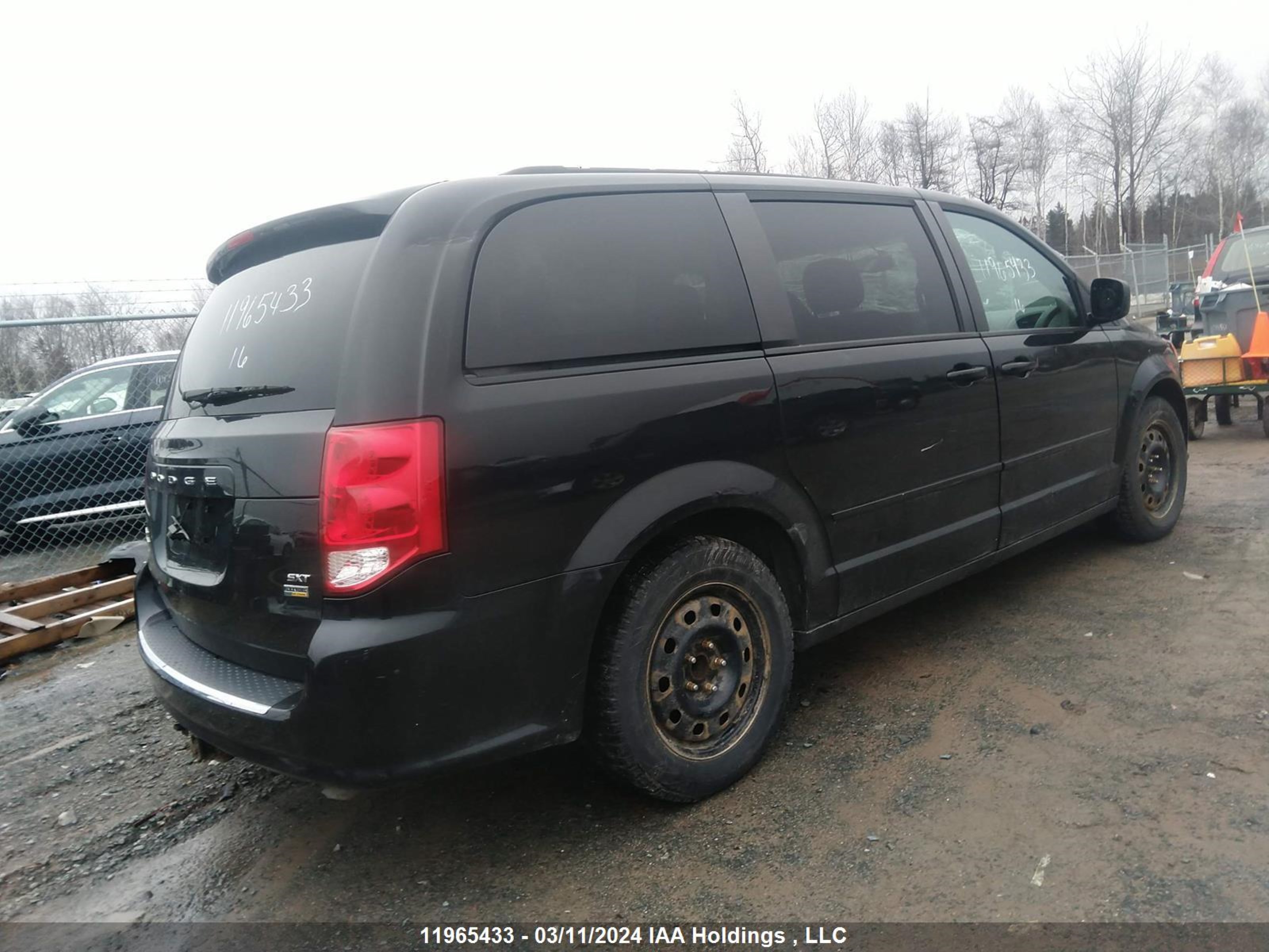 Photo 3 VIN: 2C4RDGBG3GR387044 - DODGE CARAVAN 