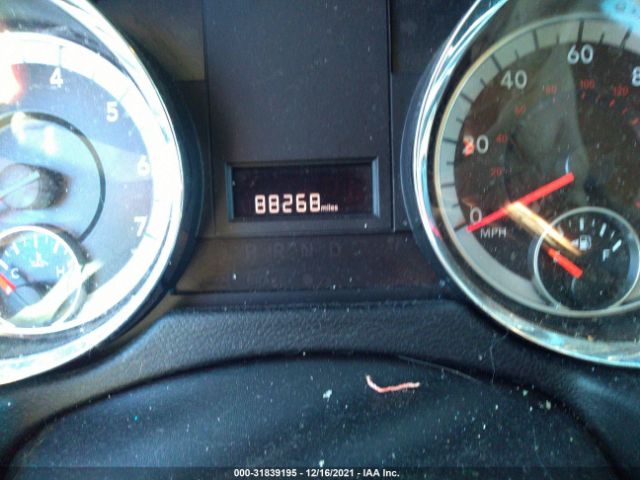 Photo 6 VIN: 2C4RDGBG3HR856053 - DODGE GRAND CARAVAN 