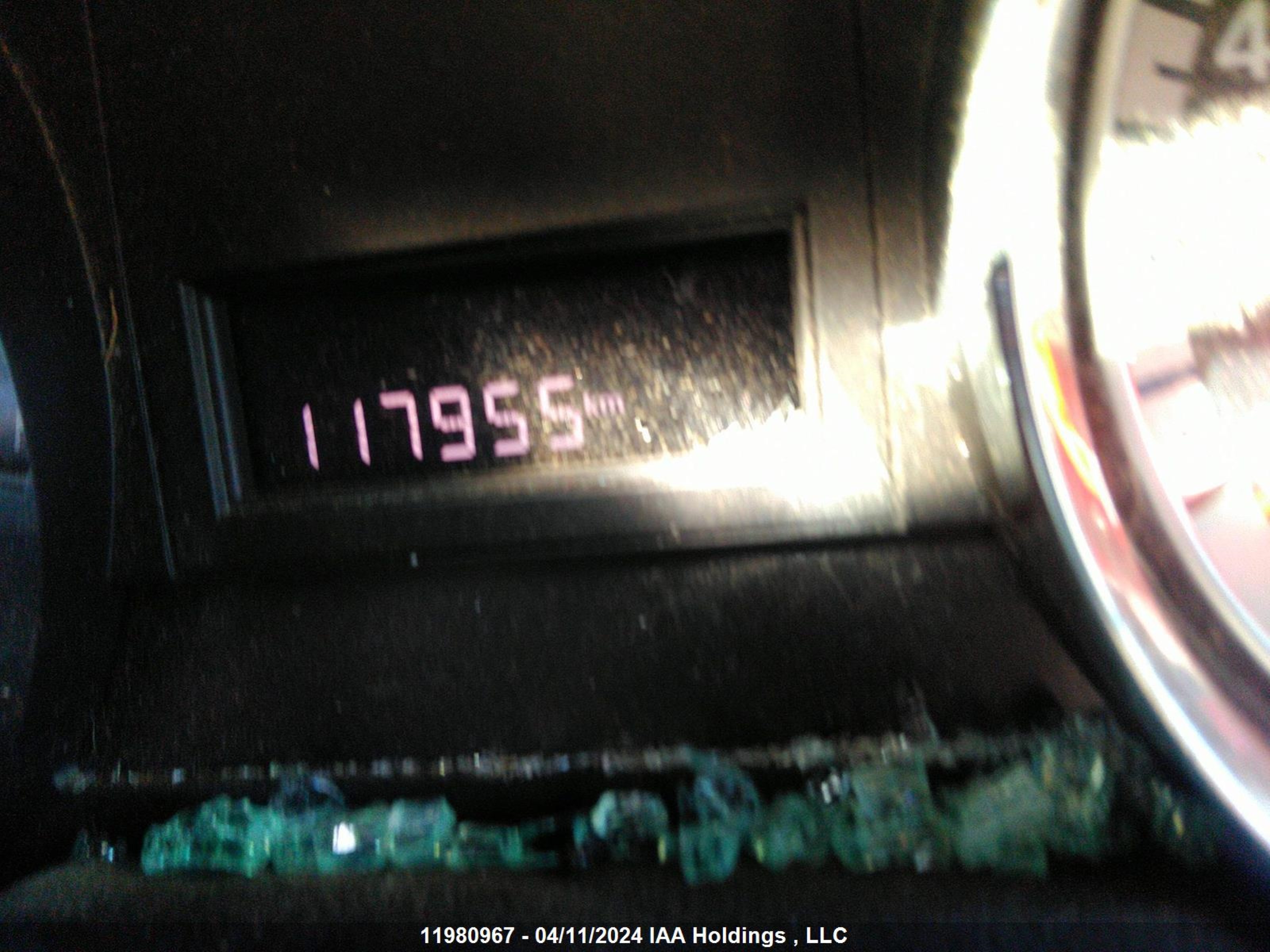 Photo 6 VIN: 2C4RDGBG3HR883978 - DODGE CARAVAN 