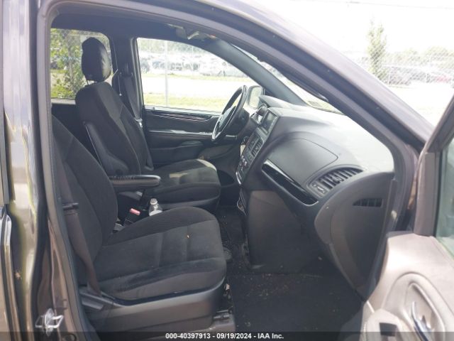 Photo 4 VIN: 2C4RDGBG3JR160914 - DODGE GRAND CARAVAN 