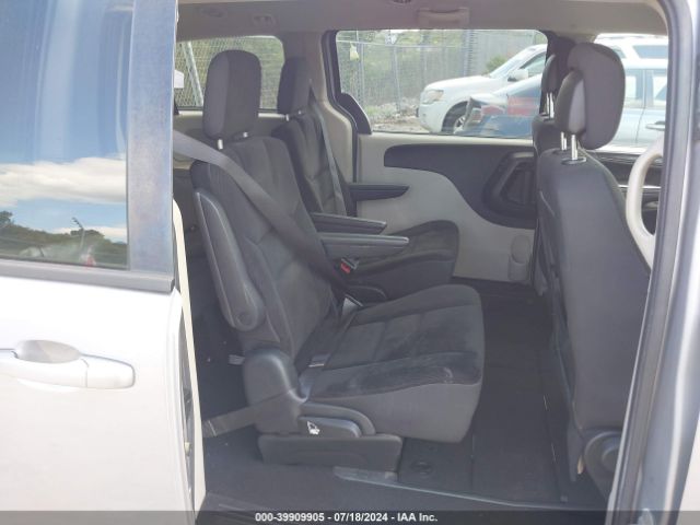 Photo 7 VIN: 2C4RDGBG3JR190379 - DODGE GRAND CARAVAN 