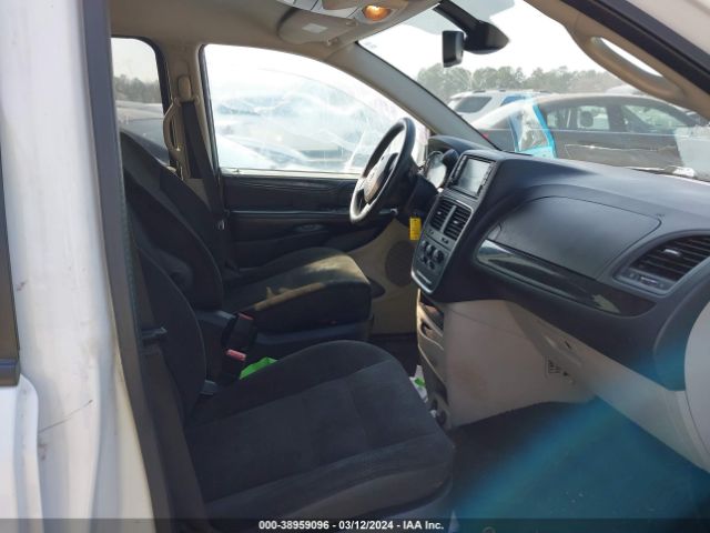 Photo 4 VIN: 2C4RDGBG3JR312772 - DODGE GRAND CARAVAN 