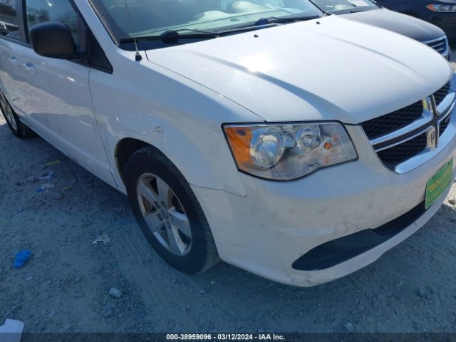 Photo 5 VIN: 2C4RDGBG3JR312772 - DODGE GRAND CARAVAN 