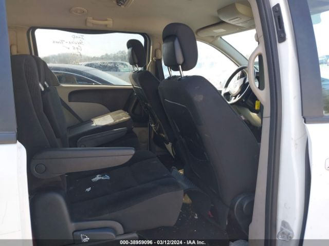 Photo 7 VIN: 2C4RDGBG3JR312772 - DODGE GRAND CARAVAN 