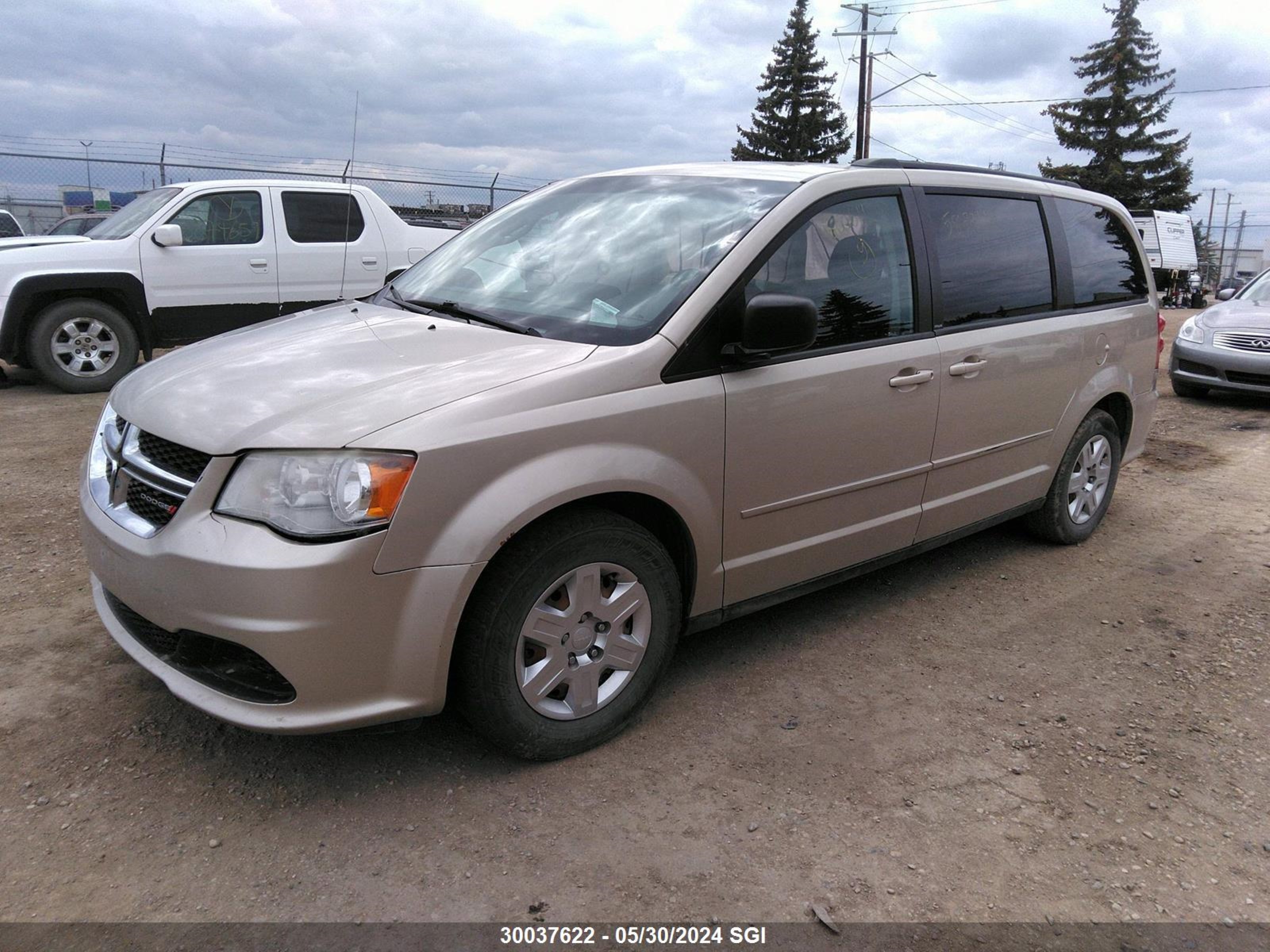 Photo 1 VIN: 2C4RDGBG4DR500611 - DODGE CARAVAN 