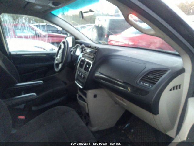 Photo 4 VIN: 2C4RDGBG4DR560825 - DODGE GRAND CARAVAN 