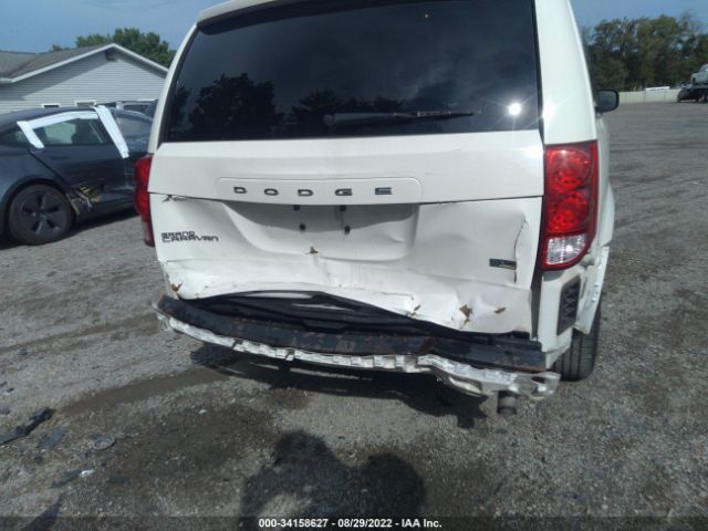 Photo 5 VIN: 2C4RDGBG4DR579908 - DODGE GRAND CARAVAN 