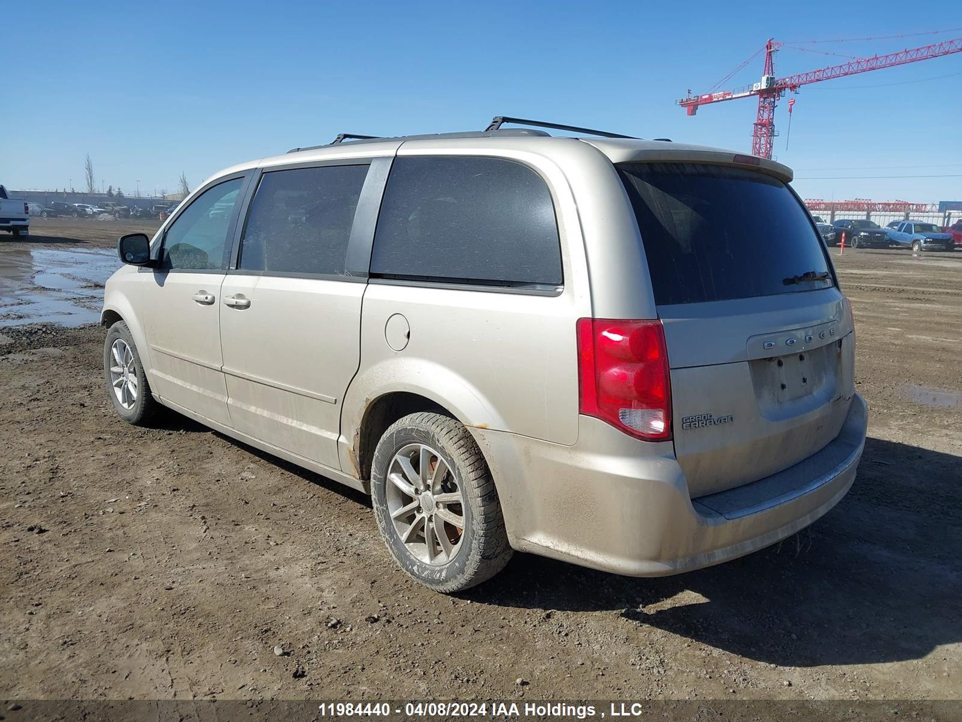 Photo 2 VIN: 2C4RDGBG4DR666398 - DODGE CARAVAN 