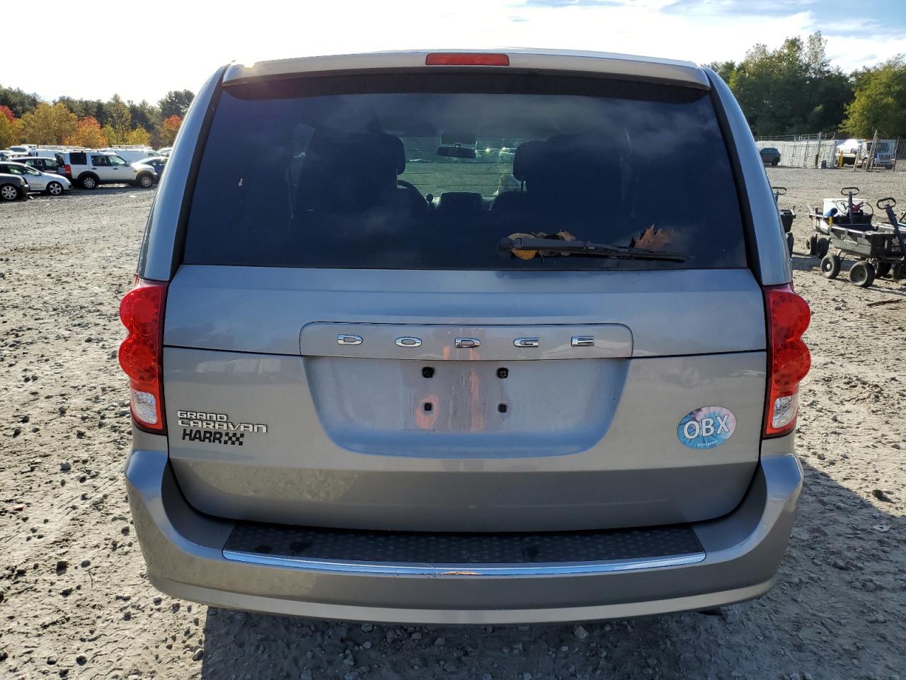 Photo 5 VIN: 2C4RDGBG4DR795015 - DODGE CARAVAN 