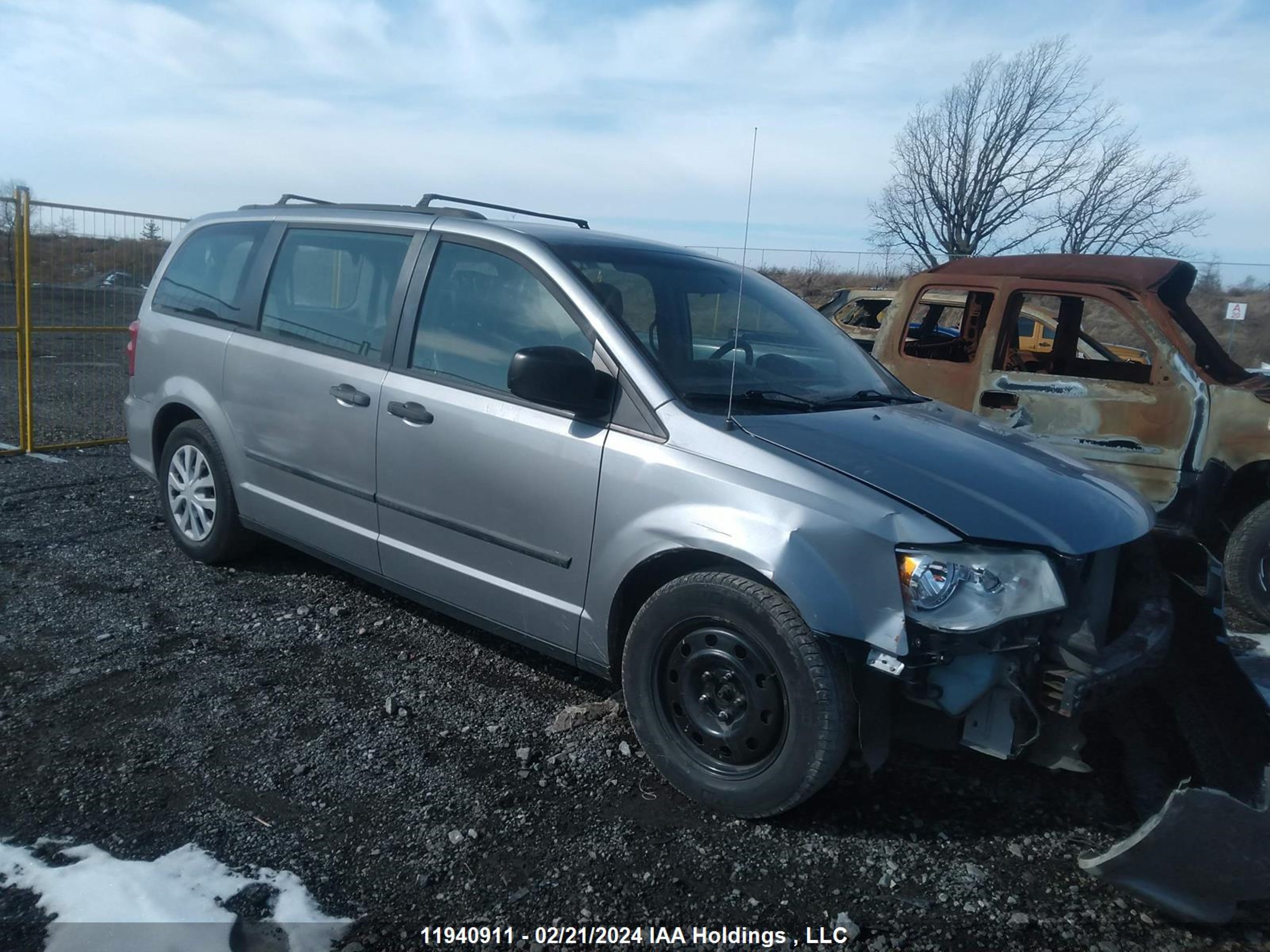 Photo 0 VIN: 2C4RDGBG4ER136563 - DODGE CARAVAN 